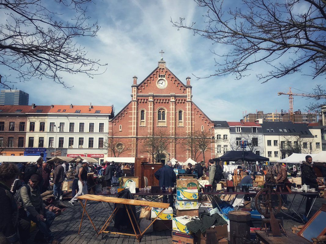 Mercado de las pulgas, el famoso mercadillo centenario