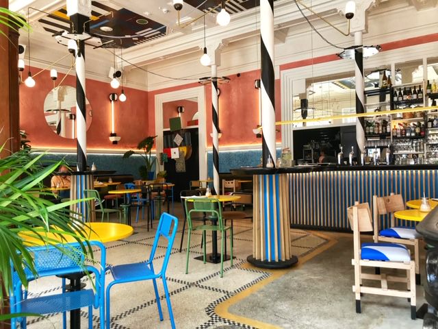Café Flora, renace un lugar emblemático de Saint Gilles